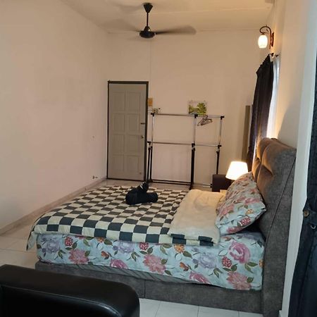 Grey Fantasy Homes, Taman Perak Ipoh - 12 guests Bagian luar foto