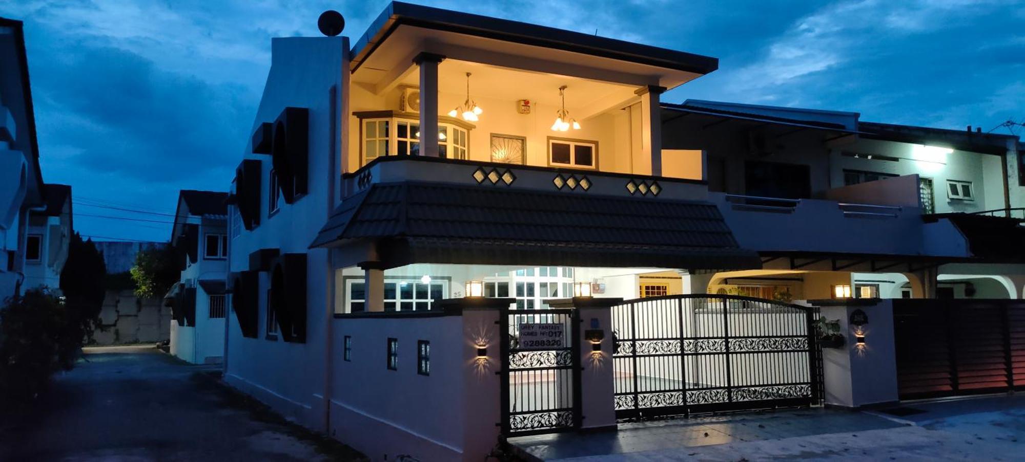 Grey Fantasy Homes, Taman Perak Ipoh - 12 guests Bagian luar foto