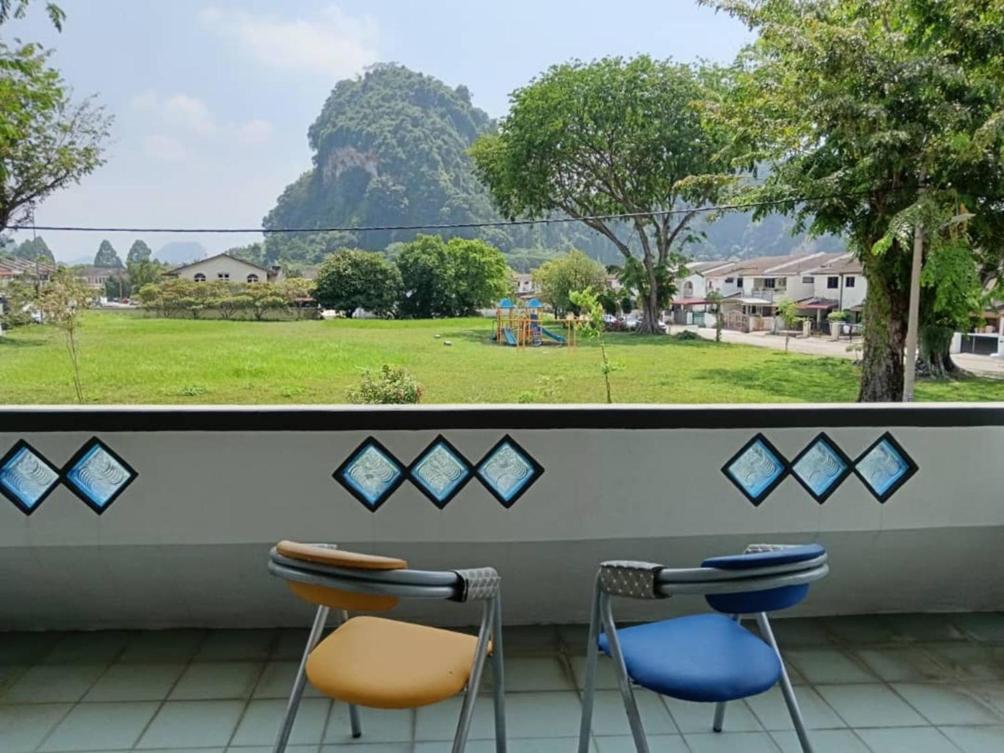 Grey Fantasy Homes, Taman Perak Ipoh - 12 guests Bagian luar foto