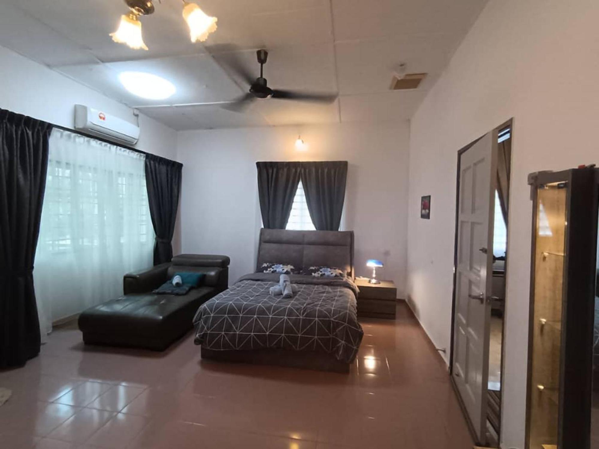 Grey Fantasy Homes, Taman Perak Ipoh - 12 guests Bagian luar foto